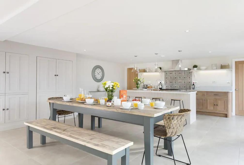 Stone Barn, Contemporary Barn Conversion Cheltenham Dış mekan fotoğraf